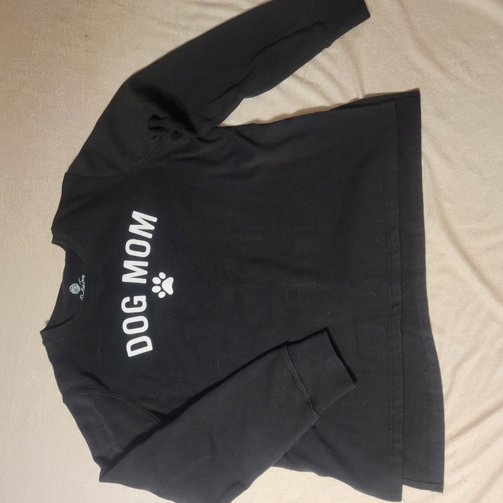Black 'Dog Mom' Sweatshirt